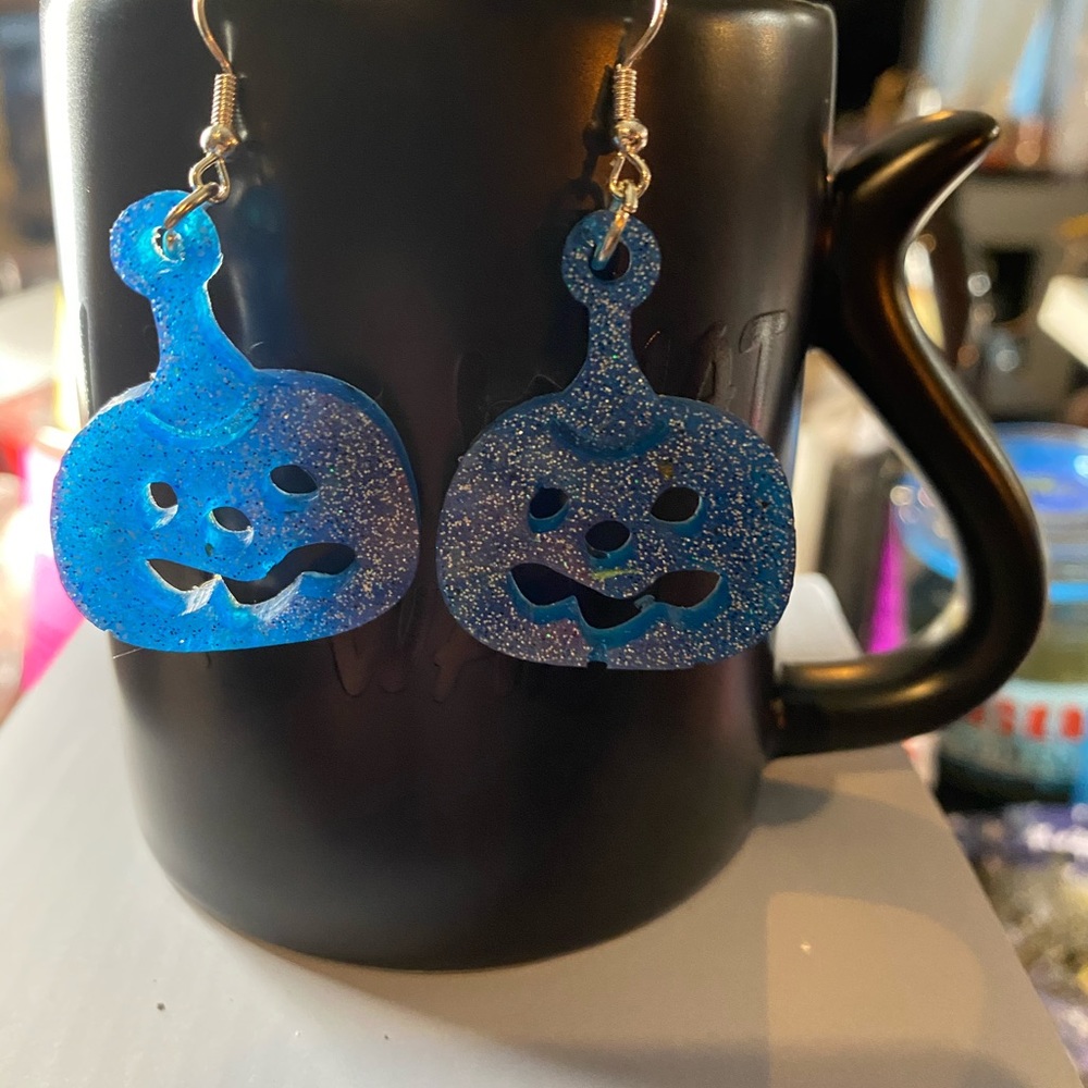 Resin pumpkins earrings